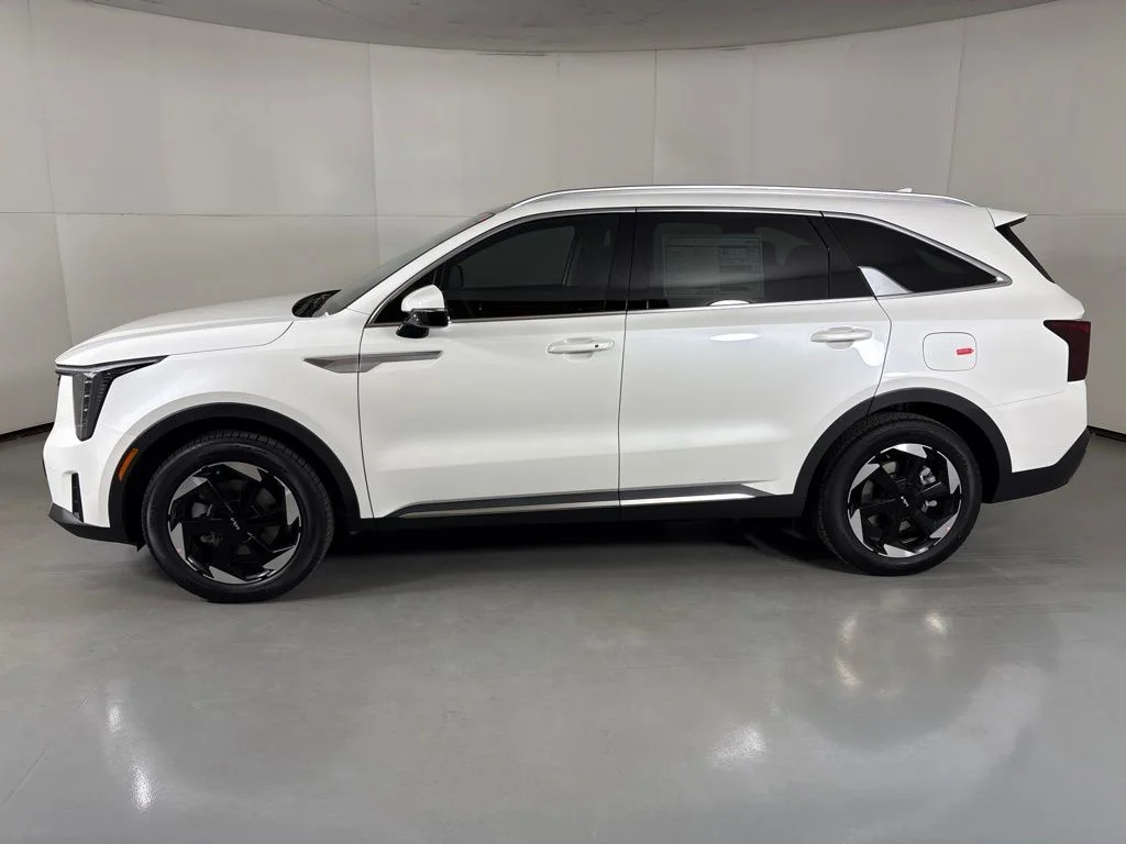 New 2026 Snow White Pearl Kia EX image 5