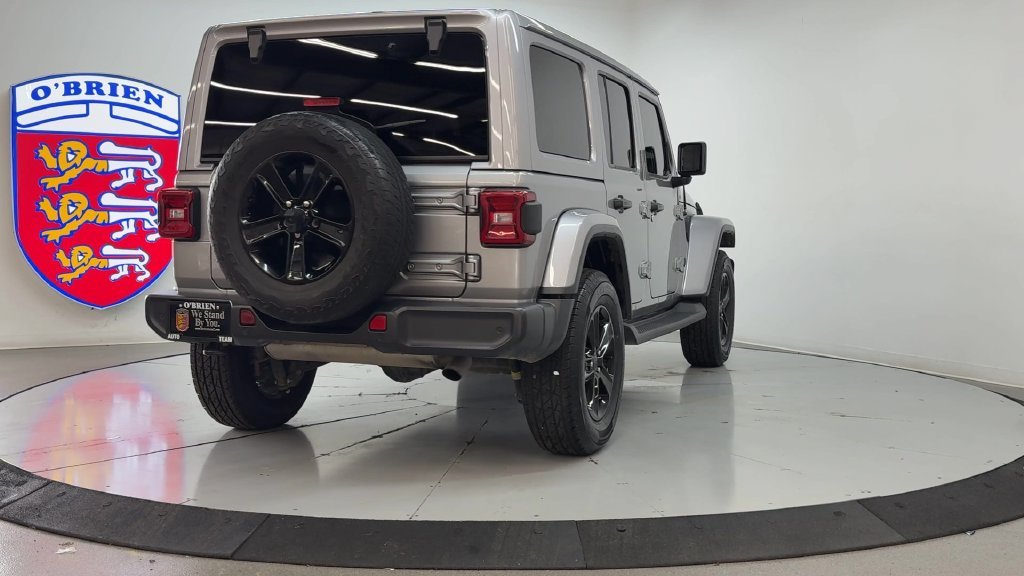 Used 2021 Billet Silver Metallic Jeep Unlimited Sahara Altitude image 5