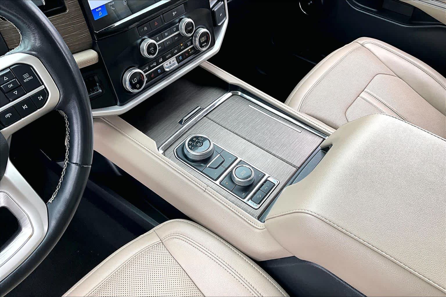 Used 2024 Dark Matter Gray Ford Limited image 17