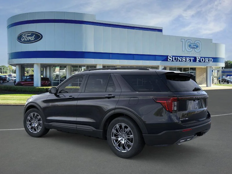 New 2026 Agate Black Metallic Ford Active™ image 4