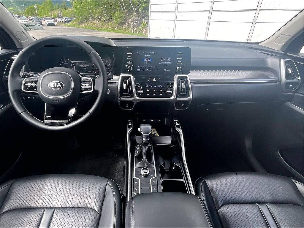 Used 2021 Passion Red Tintcoat Kia S image 22
