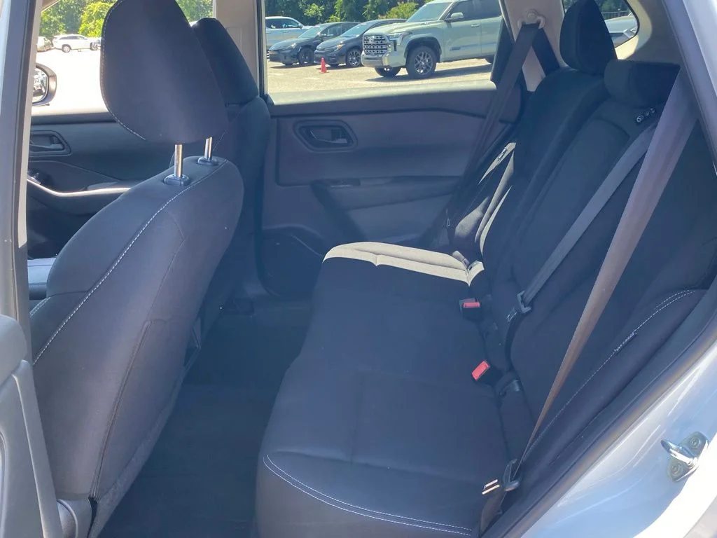 Used 2025 White Nissan S image 6