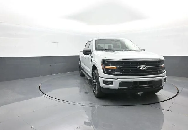 New 2026 Avalanche Ford XLT image 3