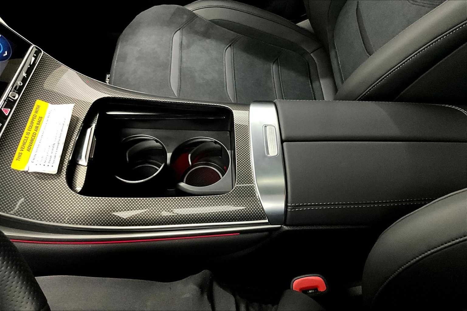 New 2025 MANUFAKTUR Alpine Grey Mercedes-Benz AMG® GLC 63 S E Performance image 19