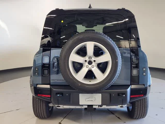 2026 Land Rover Defender X-Dynamic SE - Photo 15