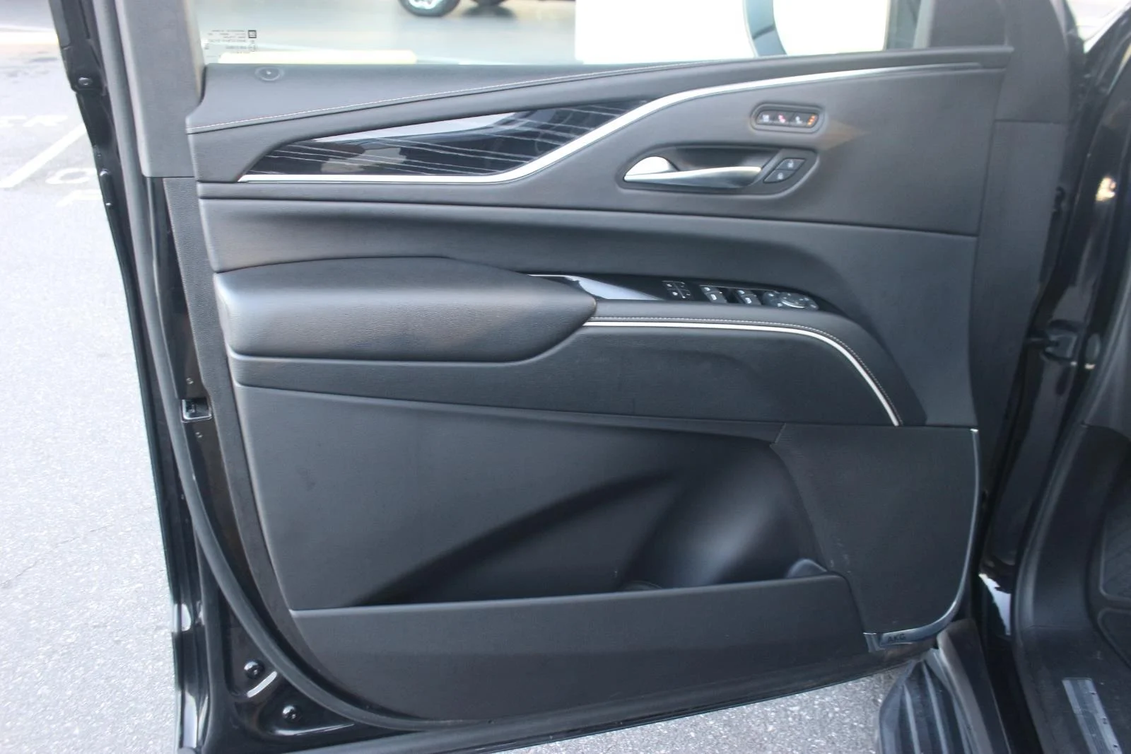 Used 2023 Black Raven Cadillac Sport image 11