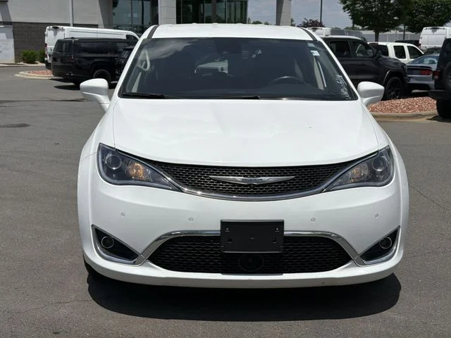 Used 2020 White Chrysler Touring image 15