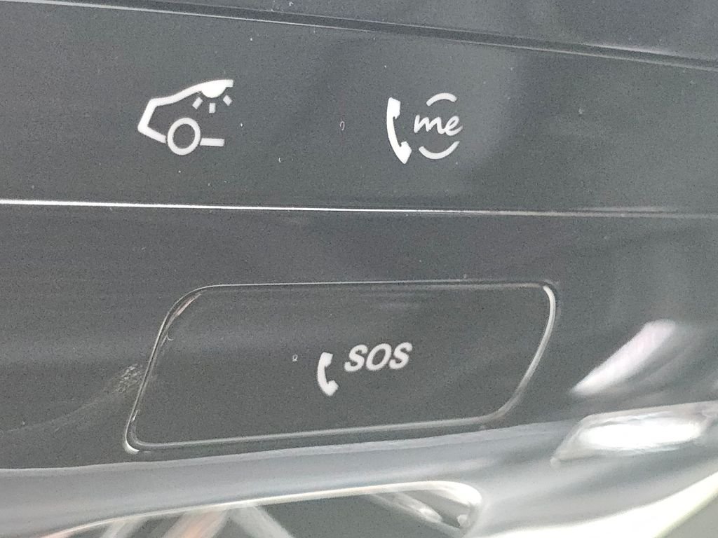 Certified Used 2026 Cirrus Silver Metallic Mercedes-Benz GLC 300 image 9
