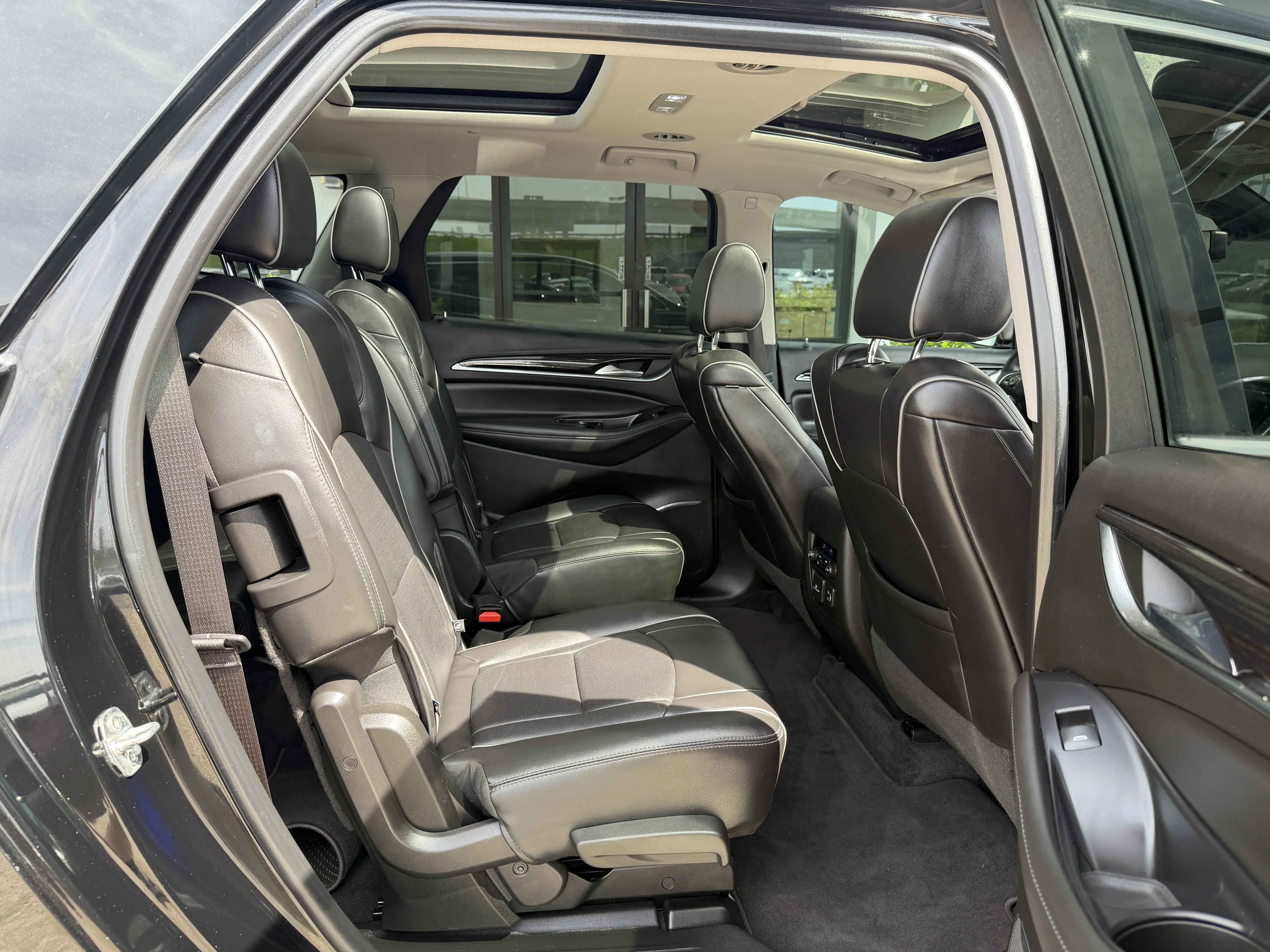 Used 2021 Ebony Twilight Metallic Buick Avenir image 26