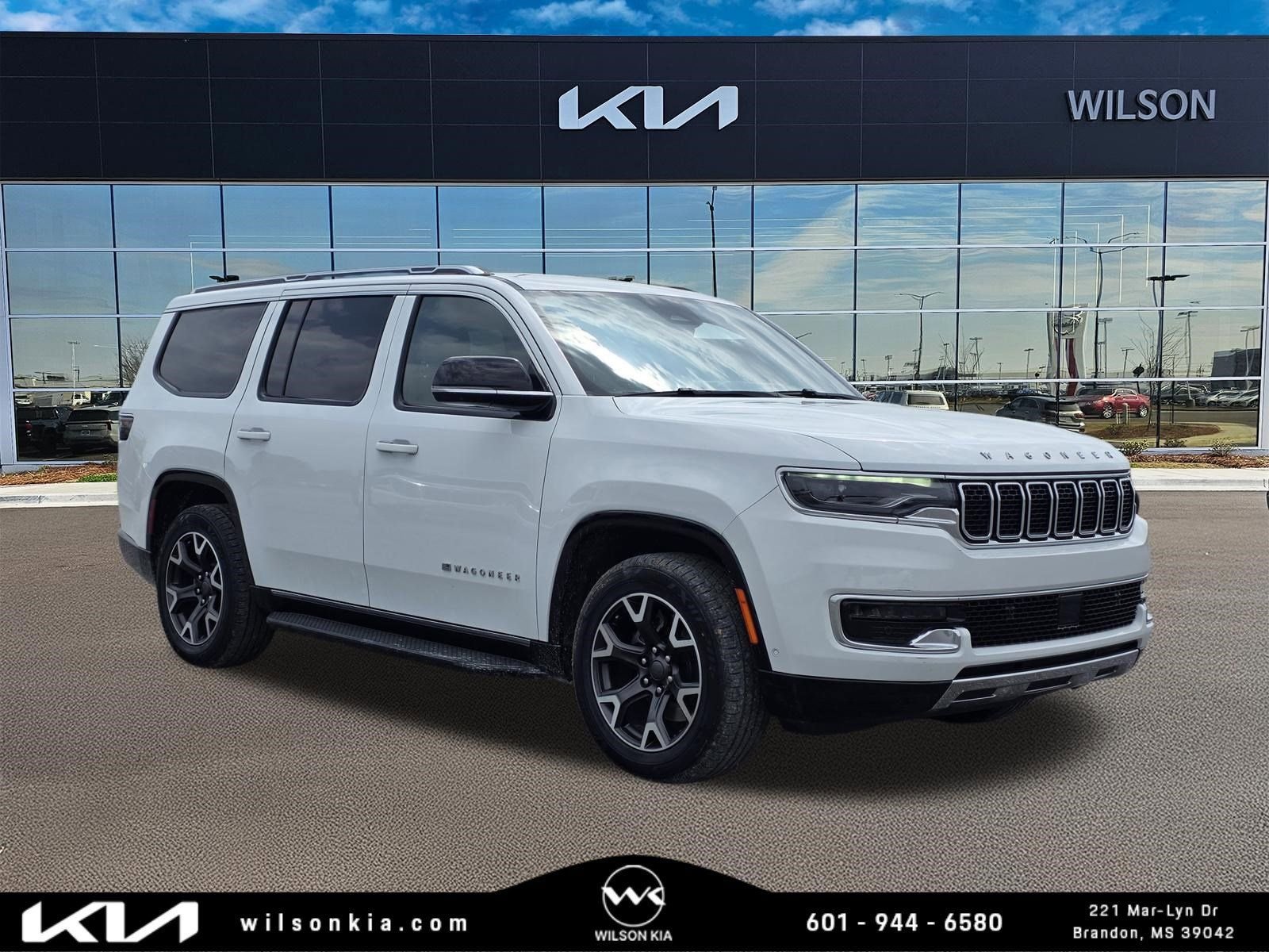 2024 Jeep Wagoneer Series III 4WD's photo