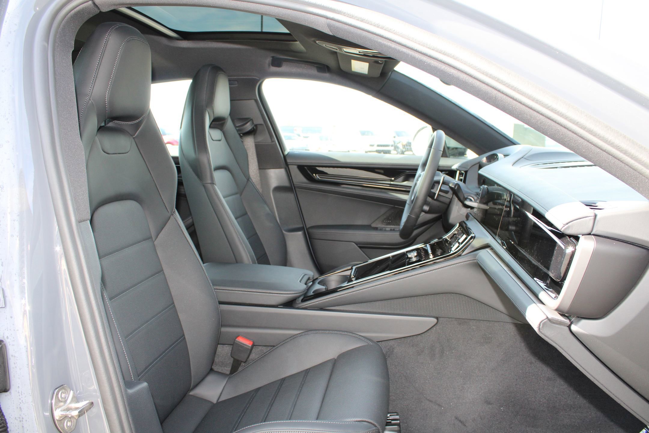 2026 Porsche Panamera Base - Photo 24