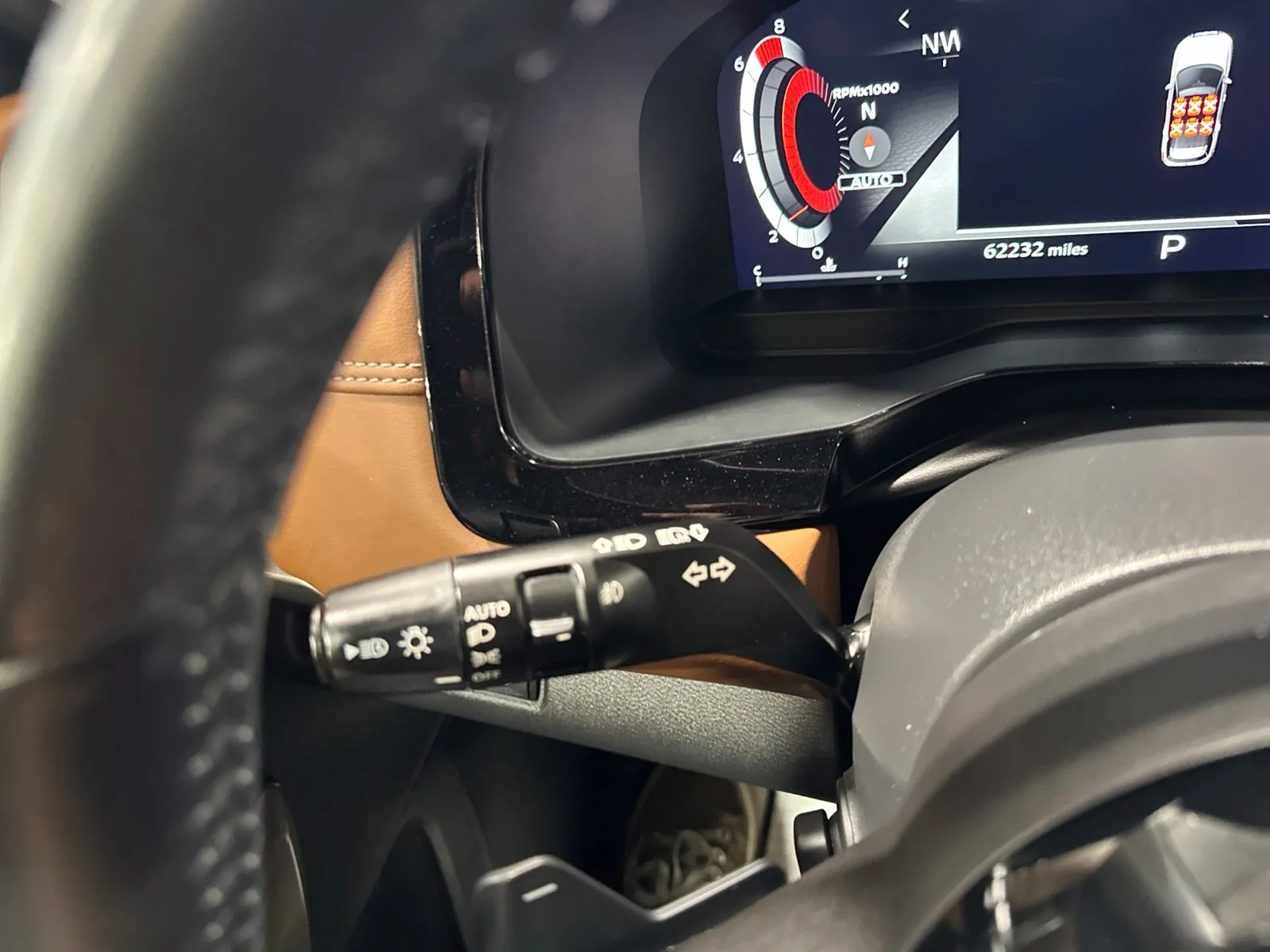 Used 2022 Gray Nissan Platinum image 47