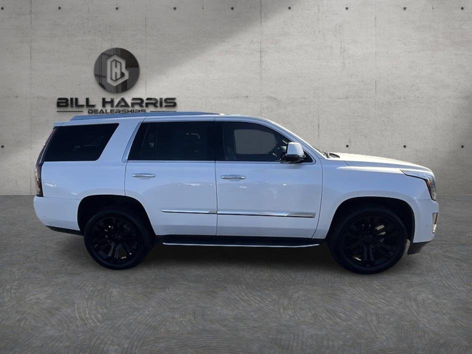 Used 2020 White Cadillac Luxury image 4