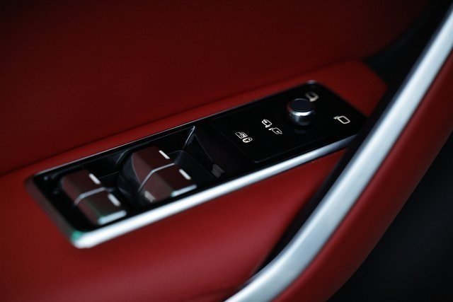 2026 Jaguar F-Pace R-Dynamic S - Photo 19