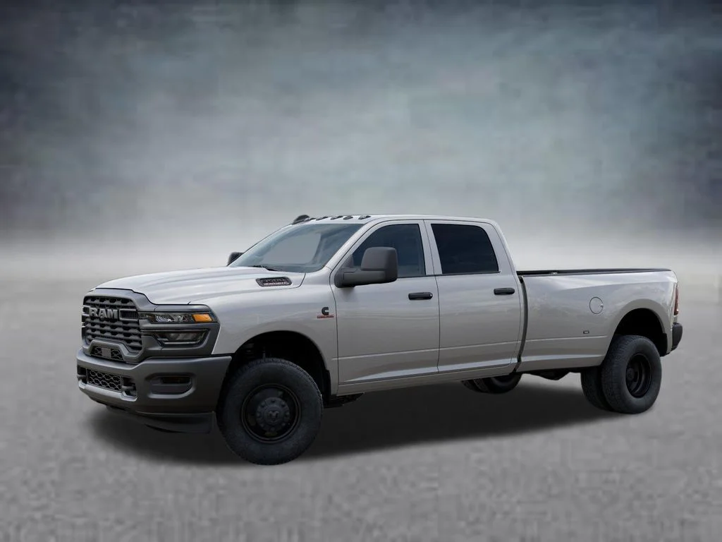 New 2026 Silver-Zynith Exterior Paint RAM Tradesman image 2