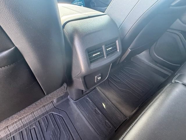 2023 GMC Terrain SLT - Photo 27