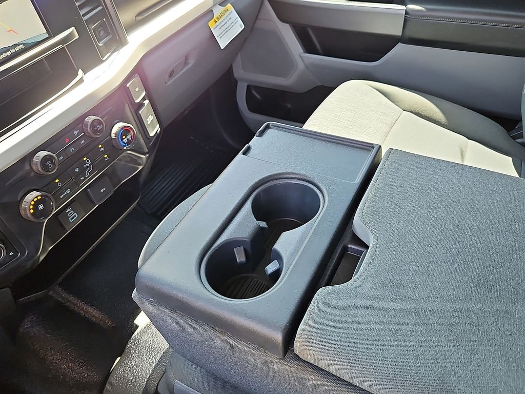 Used 2025 Oxford White Ford XLT image 25