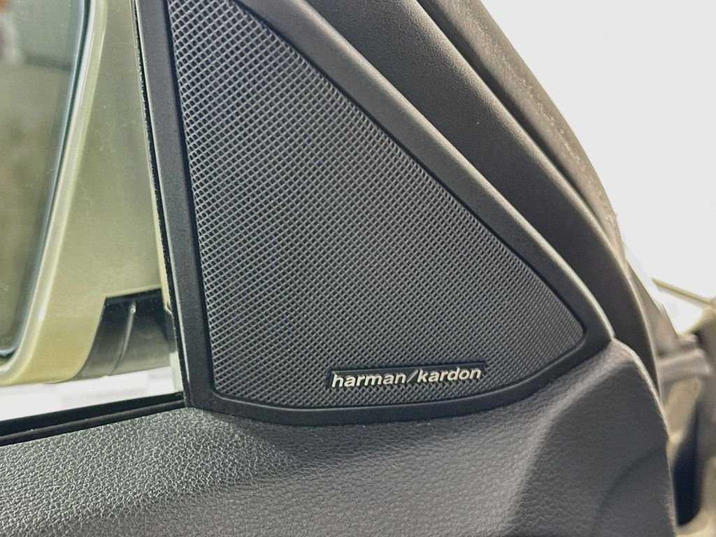 Used 2010 Brown Mercedes-Benz E 350 image 19