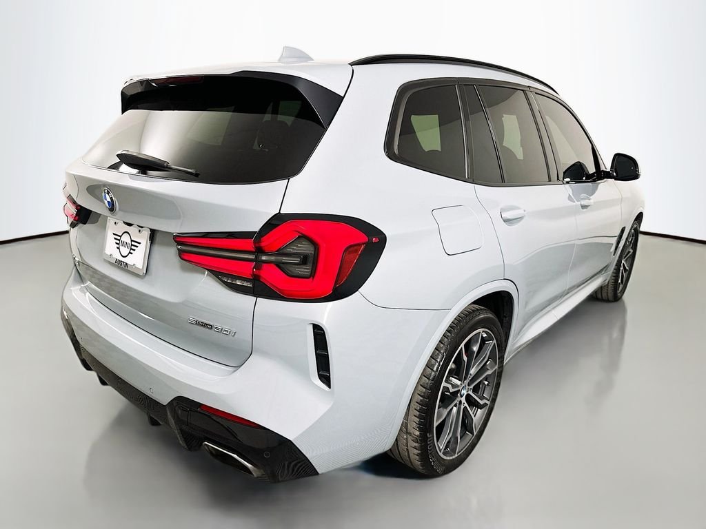 Used 2022 Gray BMW sDrive30i image 5