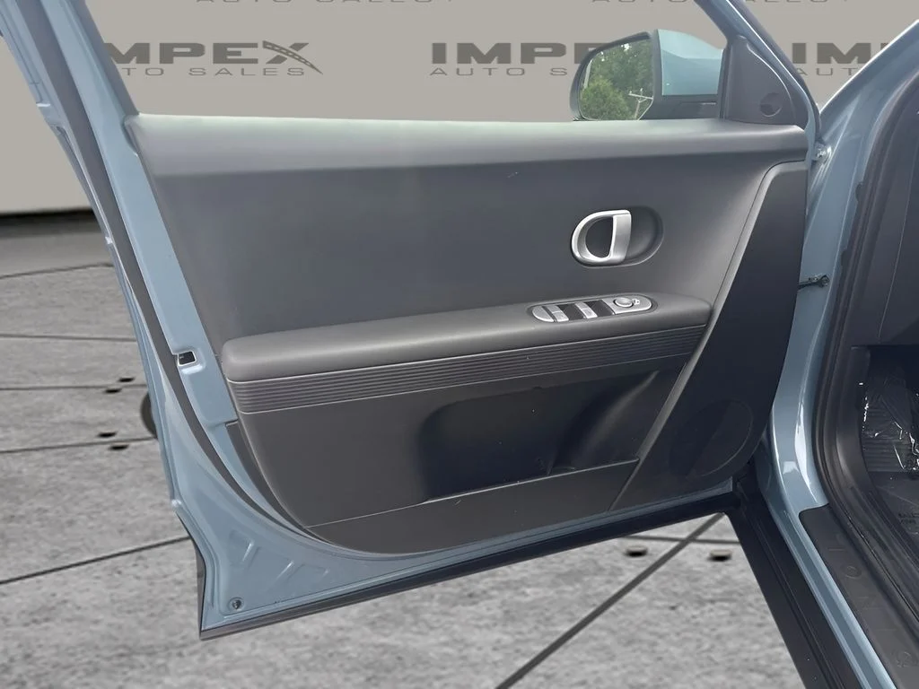 Used 2024 Blue Hyundai SEL image 17