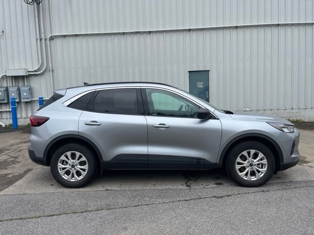 Used 2024 Silver Ford Active image 4