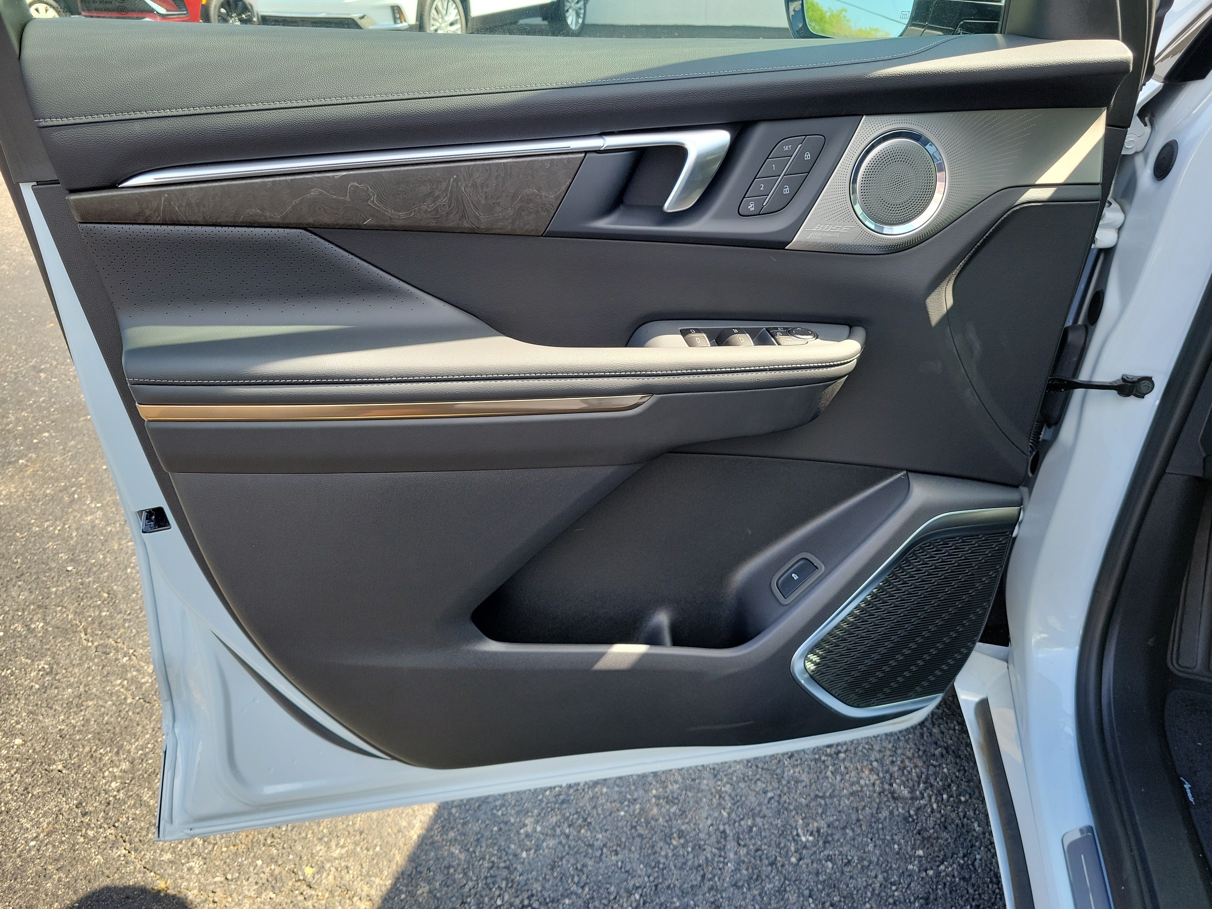 2026 Buick Enclave Avenir - Photo 15