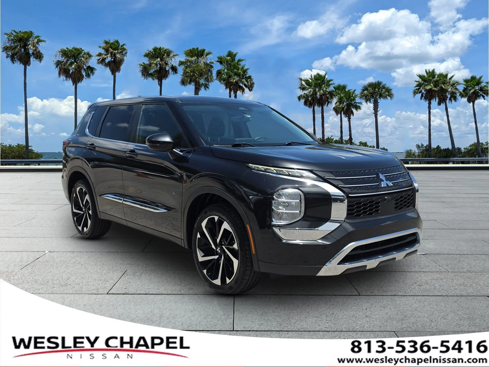Used 2022 Black Diamond Mitsubishi ES image 1