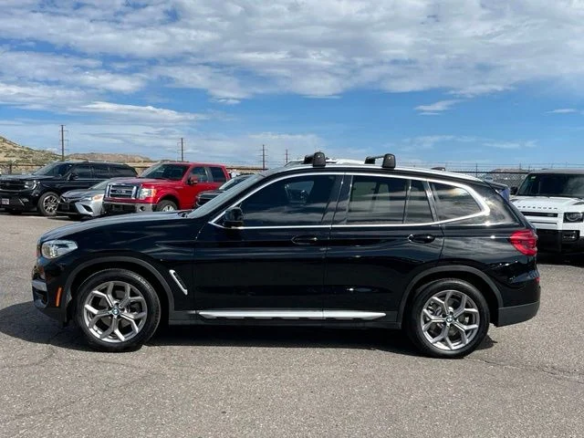 Used 2020 Black BMW xDrive30i image 2