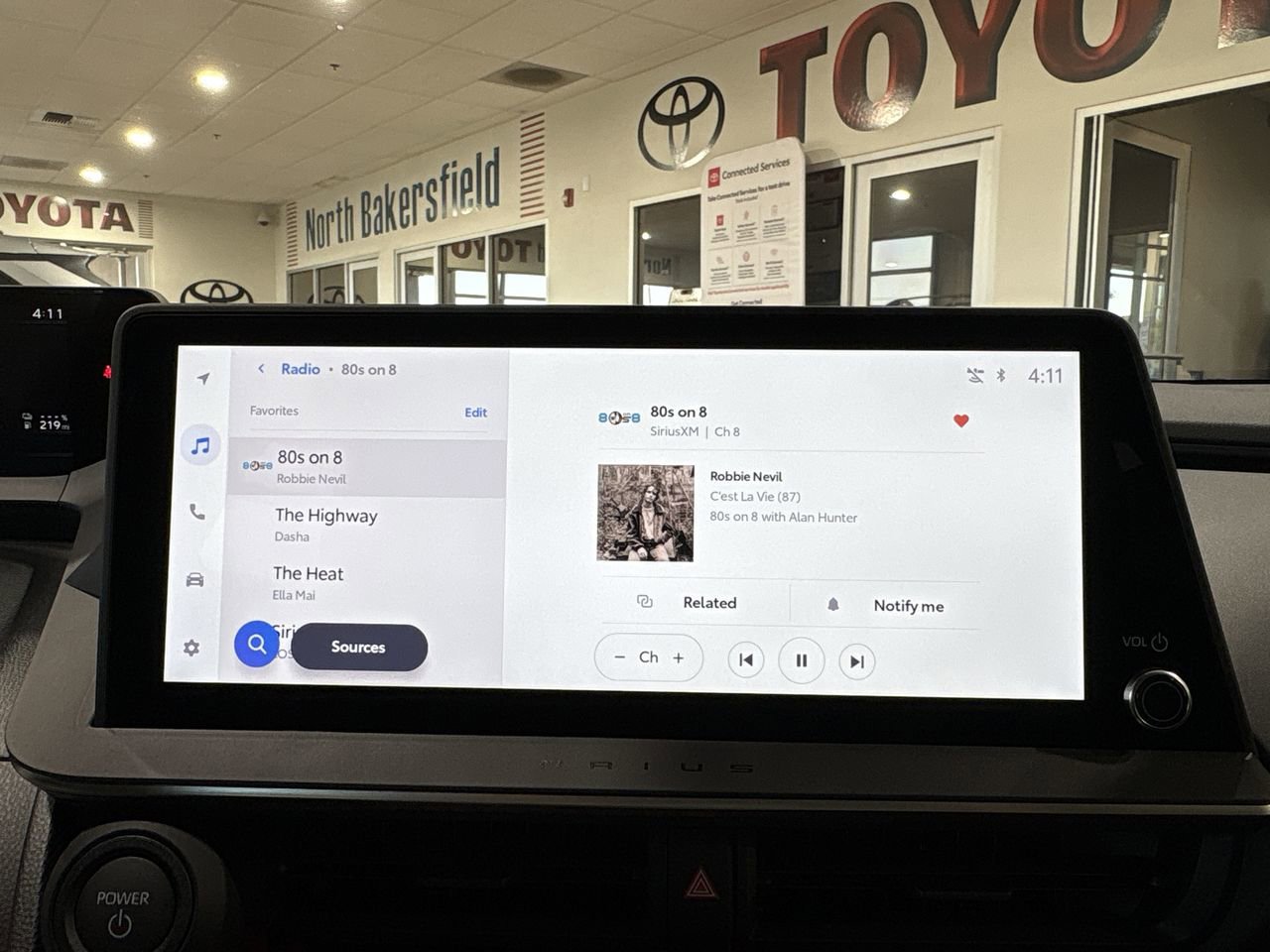 2026 Toyota Prius Plug-in Hybrid XSE - Photo 17