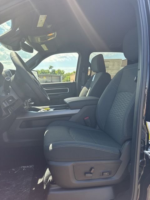 2025 RAM Ram 2500 Pickup Big Horn - Photo 6