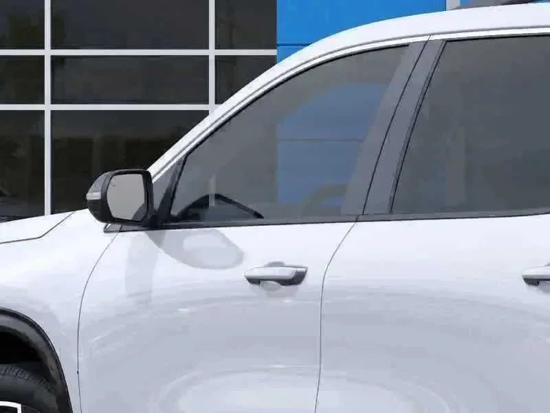 New 2026 Polar White Tricoat Chevrolet High Country image 15