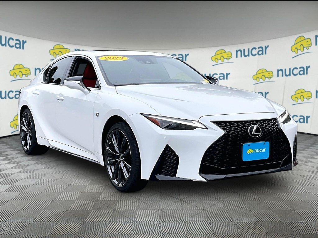 2023 Lexus IS