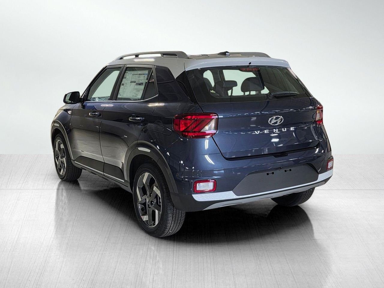 New 2026 Denim w/White Roof Hyundai SEL w/Two-Tone Roof image 5
