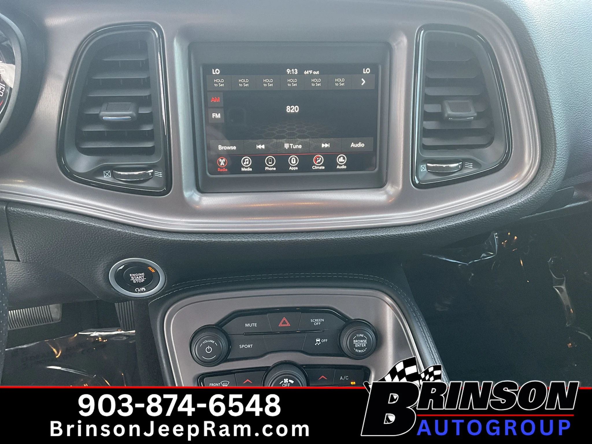 Used 2023 Granite Pearlcoat Dodge SXT image 25