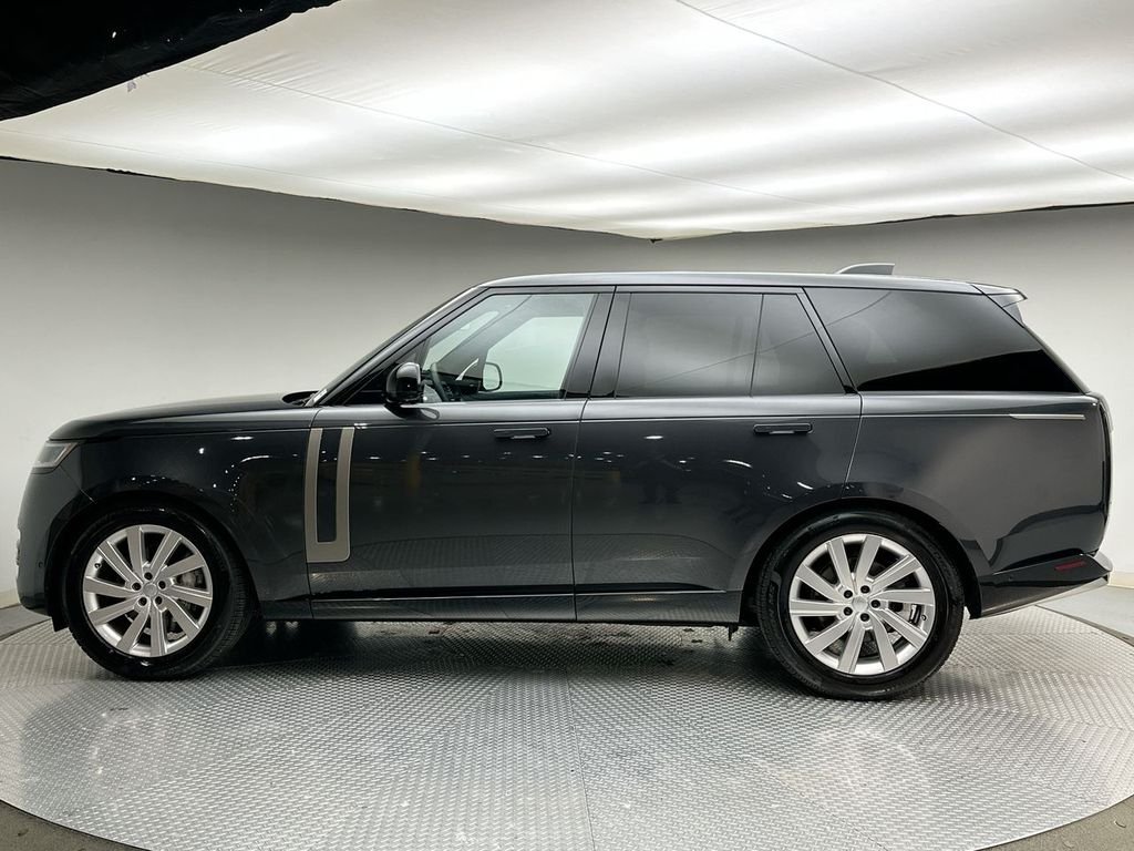 Certified Used 2025 Carpathian Gray Premium Metallic Land Rover SE image 10