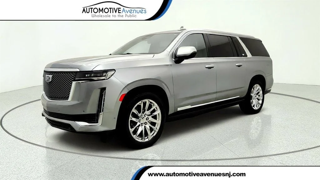 Used 2023 Argent Silver Metallic Cadillac 4WD 4dr Premium Luxury Platinum w/ Radiant Pkg & Super Cruise image 1
