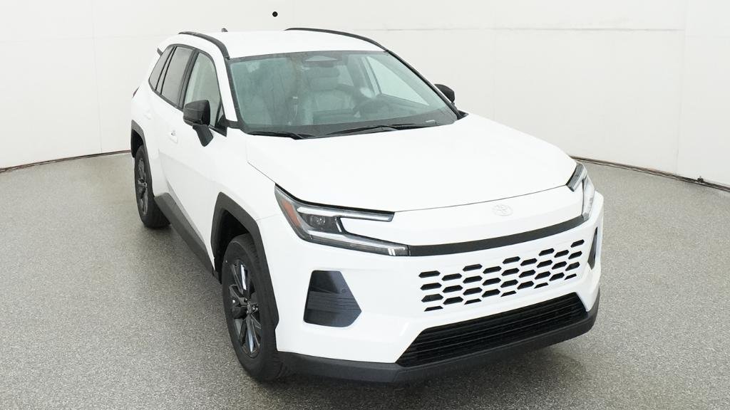 New 2026 Ice Cap Toyota XLE Premium image 27