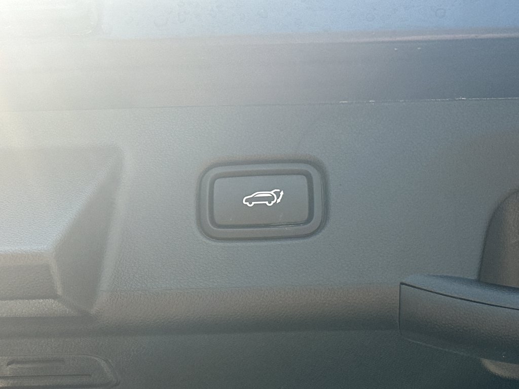 Used 2025 Atlantis Blue Hyundai SEL image 38