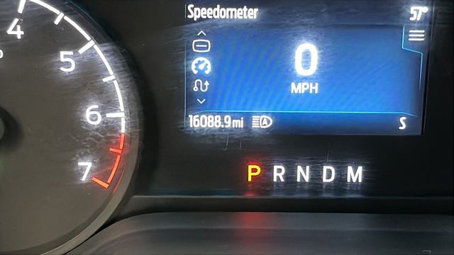Used 2024 Oxford White Ford XLT image 10