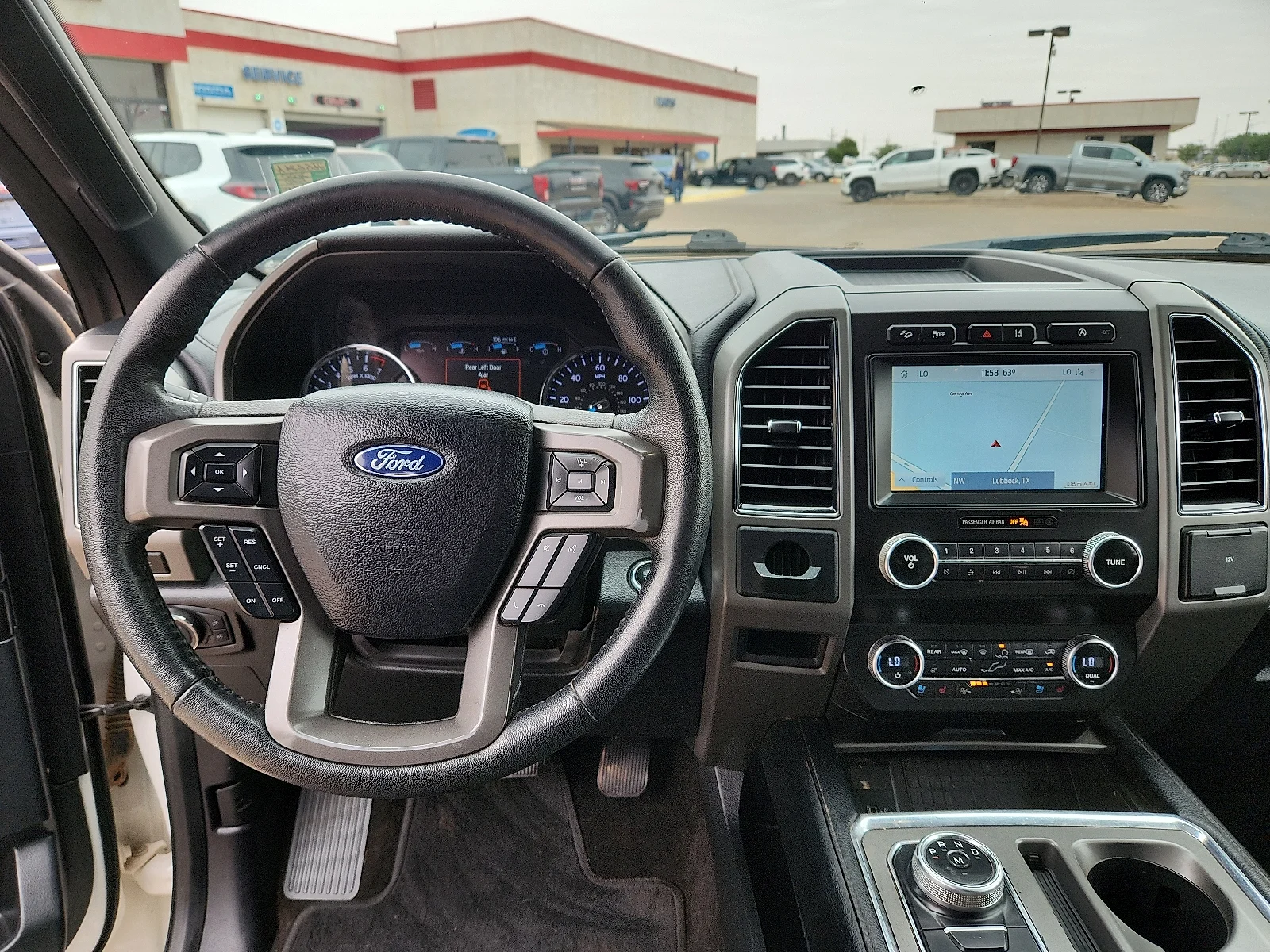 2020 Ford Expedition XLT - Photo 12