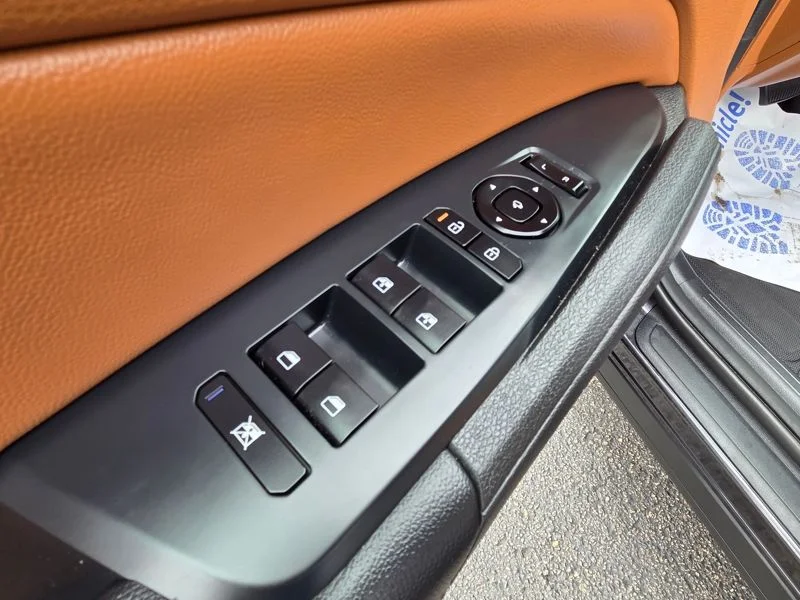 Used 2026 Gray Kia X-Line image 23