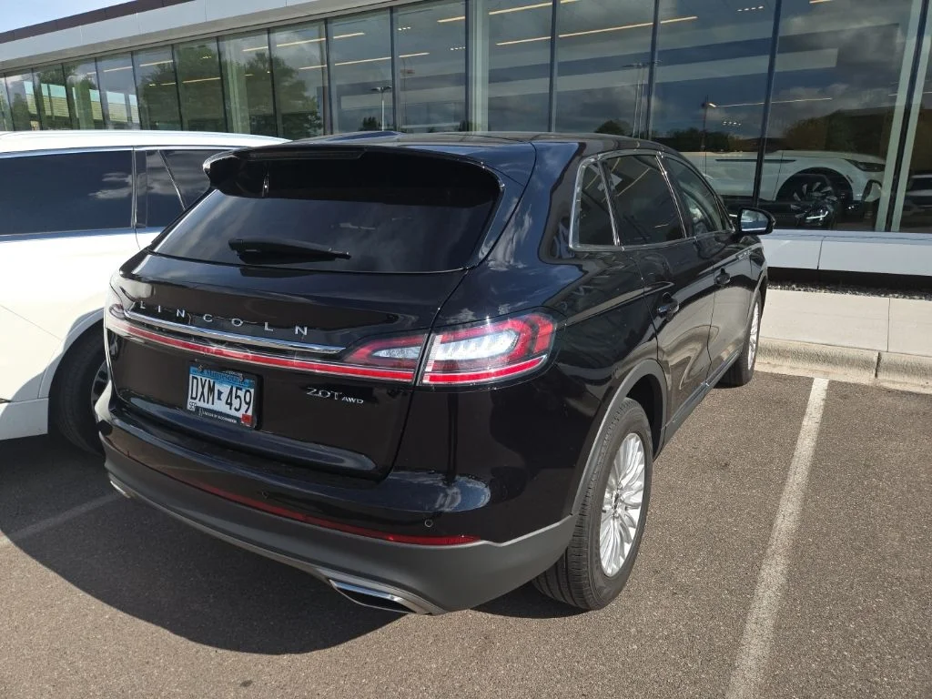 Certified Used 2019 Black Lincoln Standard image 4