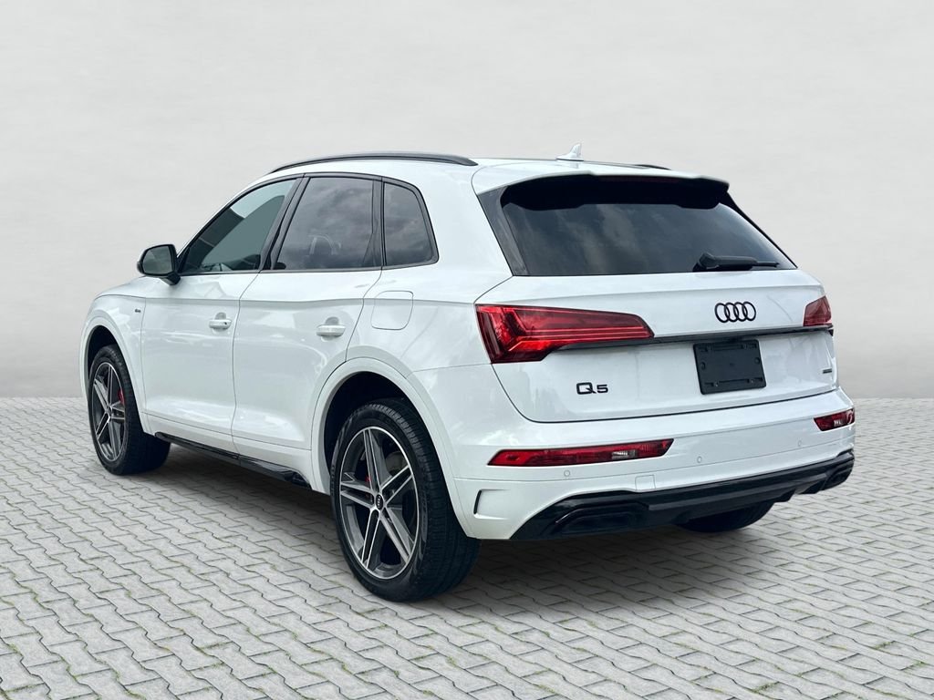 Used 2024 Glacier White Metallic Audi  image 7