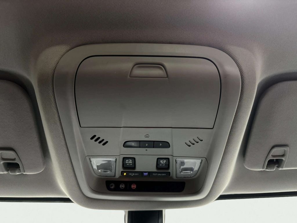 Used 2018 Blue GMC SLT-1 image 23