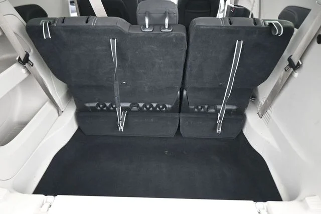 Used 2024 White Chrysler LX image 26