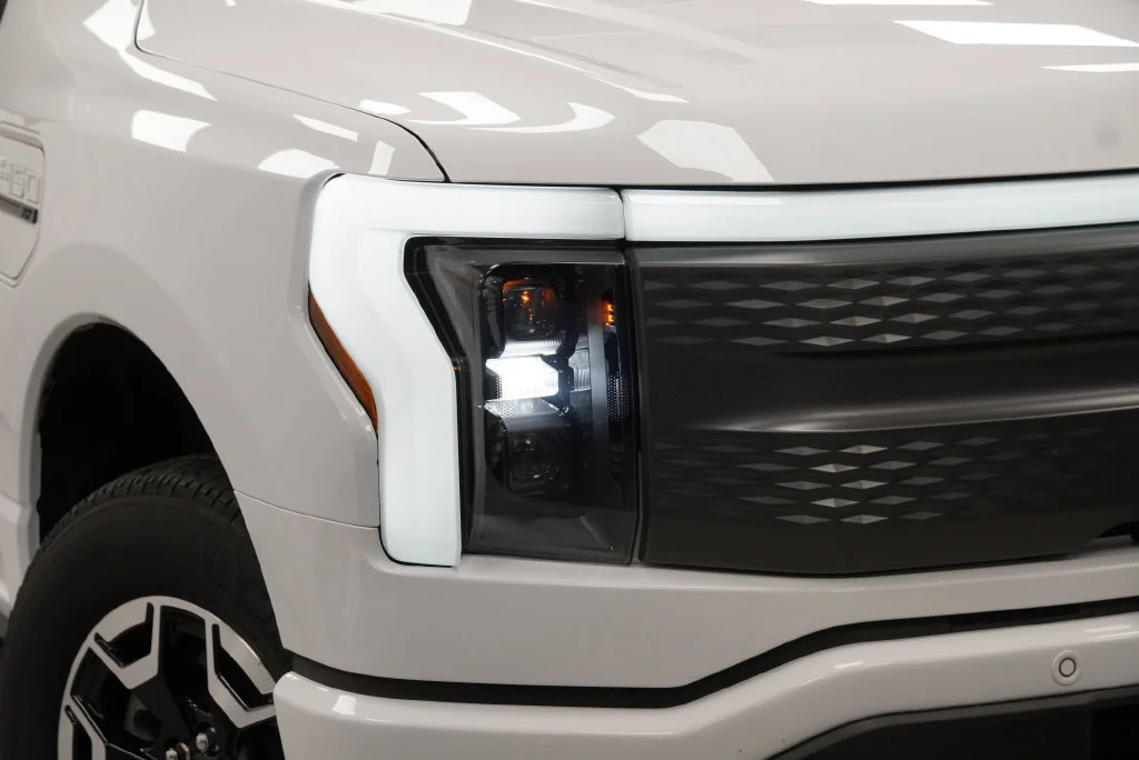 Used 2022 White Ford XLT image 10