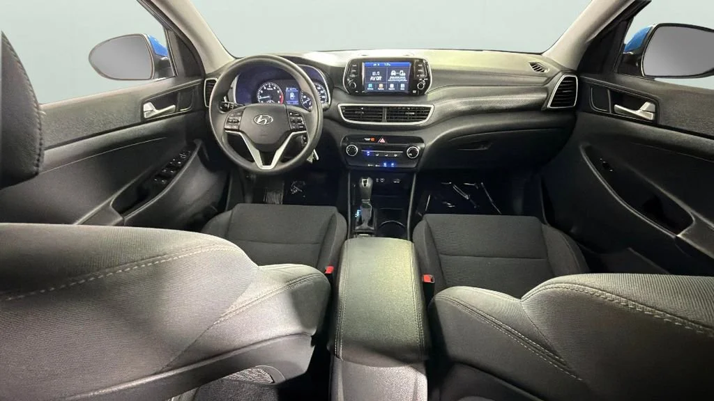Used 2019 Blue Hyundai SE image 31