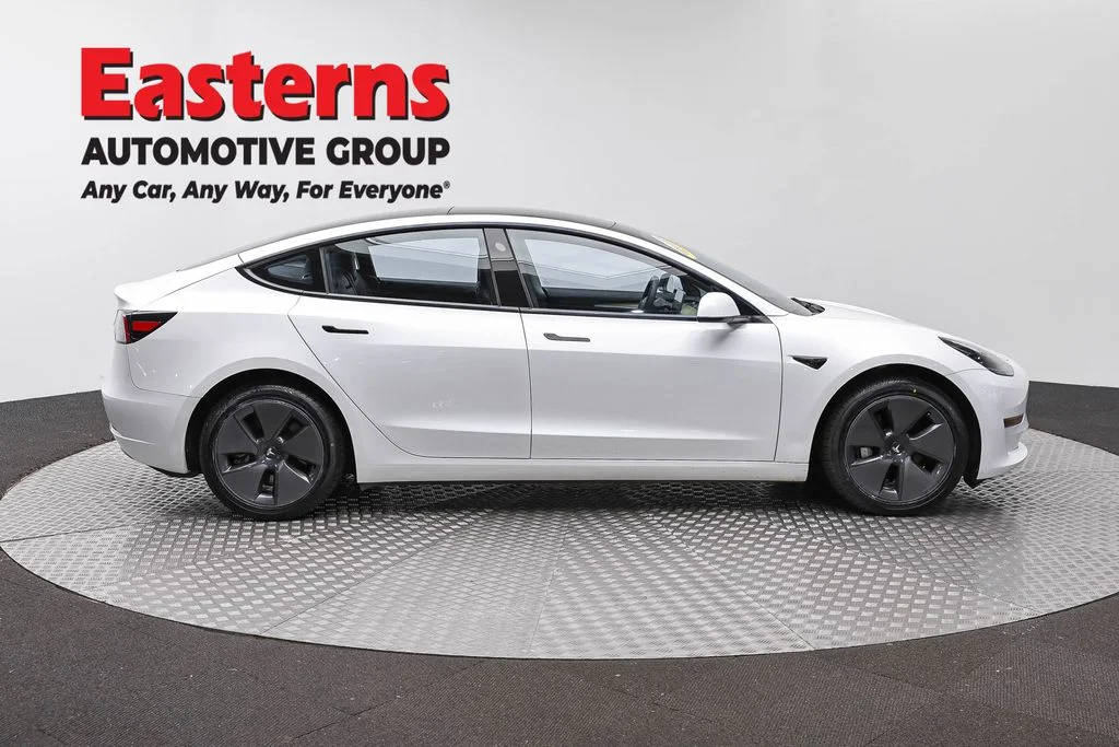 Used 2023 White Tesla Base image 4