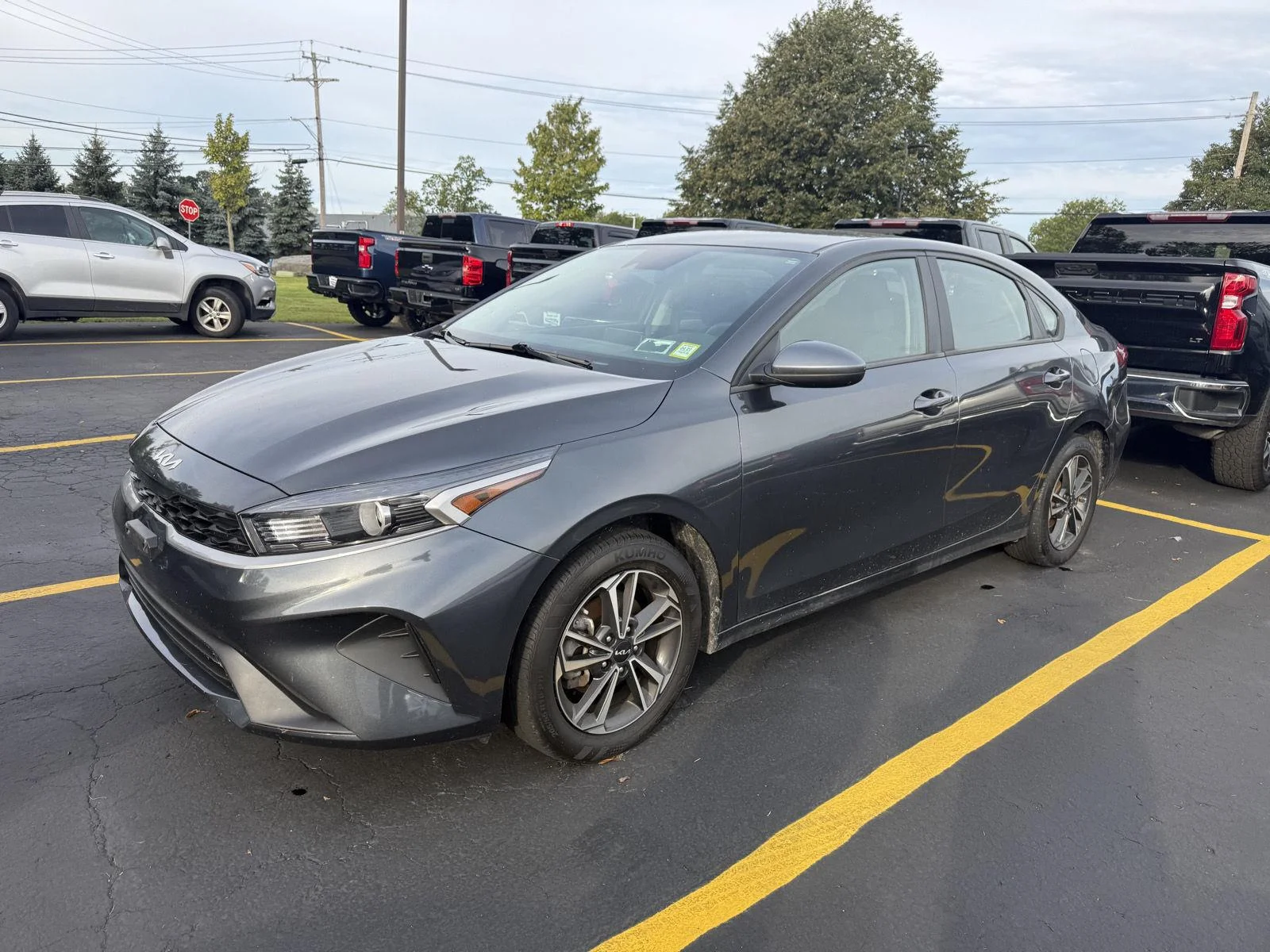 Used 2024 Gy Kia LXS image 2