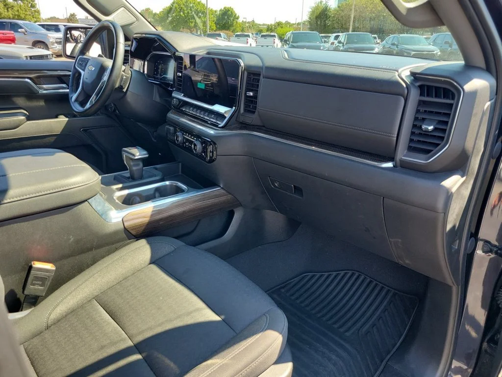 2023 Chevrolet Silverado 1500 LT - Photo 35